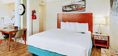 room-img
