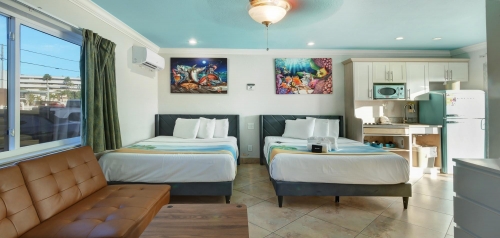room-img